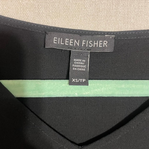 EILEEN FISHER Black Silk Blend V-Neck Long Sleeve Tunic Top - Size XS - Picture 4 of 8